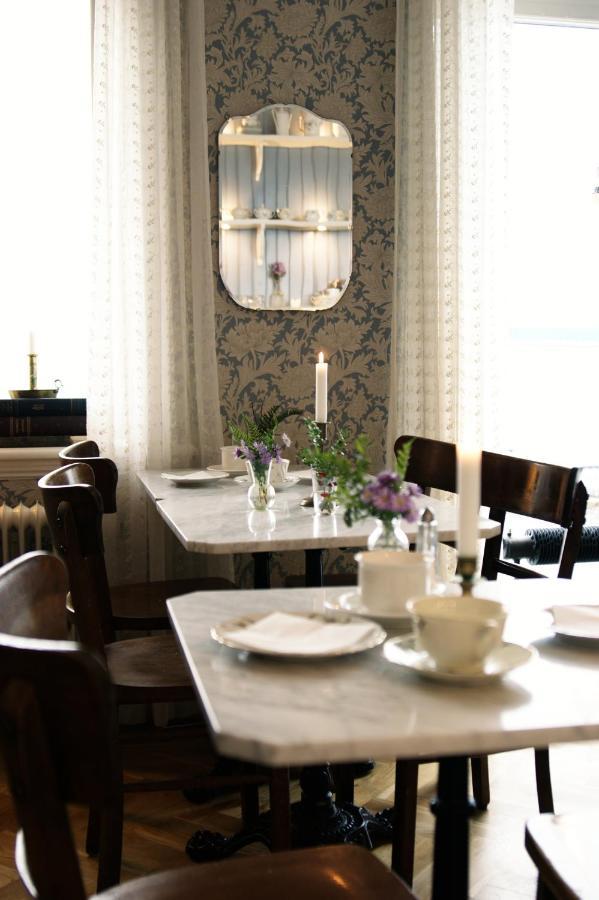 Bed and Breakfast Okens Varberg Exterior foto